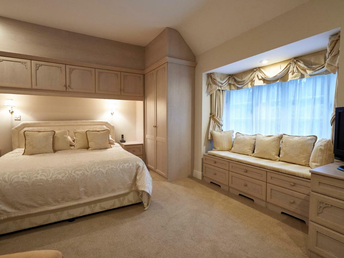 Hempstead House Hotel & Restaurant ซิททิงบอร์น ภายนอก รูปภาพ