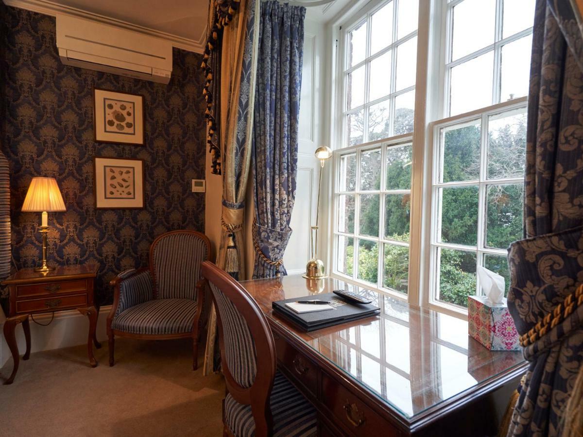Hempstead House Hotel & Restaurant ซิททิงบอร์น ภายนอก รูปภาพ
